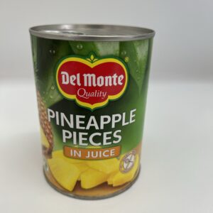 Pineapple pieces in juice